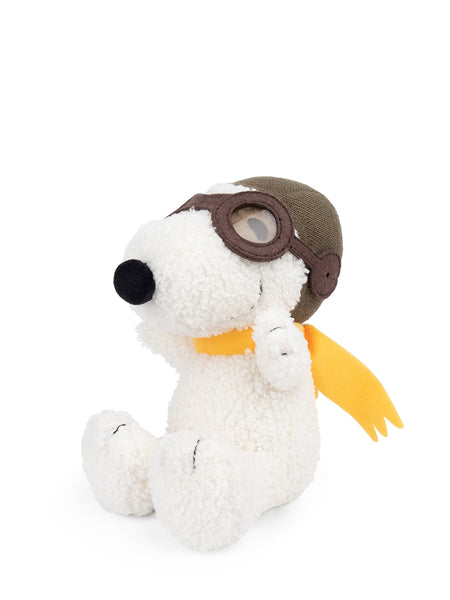 33177008_Snoopy_Sitting_Flying