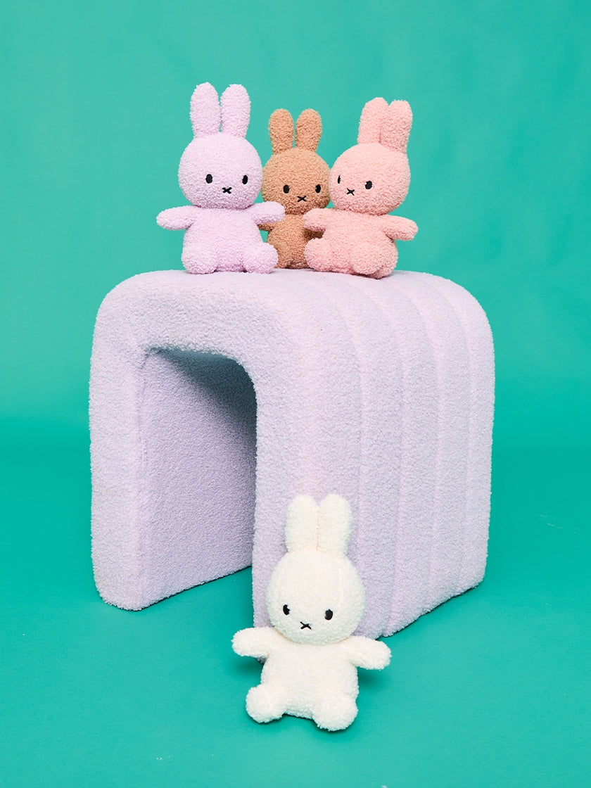 ◆ miffy Miffy ECO Tiny Teddy - 23 cm - 9 | Cream – Bon Ton Toys US